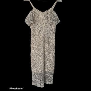 NWT Womens Romeo & Juliet XS Off Shoulder Dress